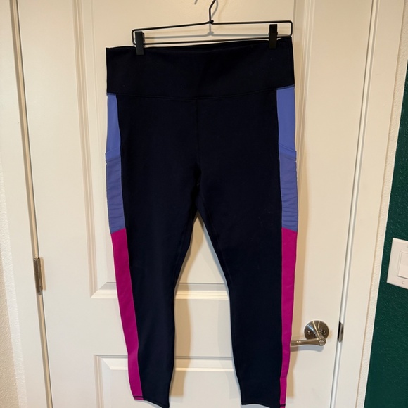 On-The-Go PowerHold® High-Waisted Leggings Size: XXL-1X / Regular -Navy - Picture 2 of 6
